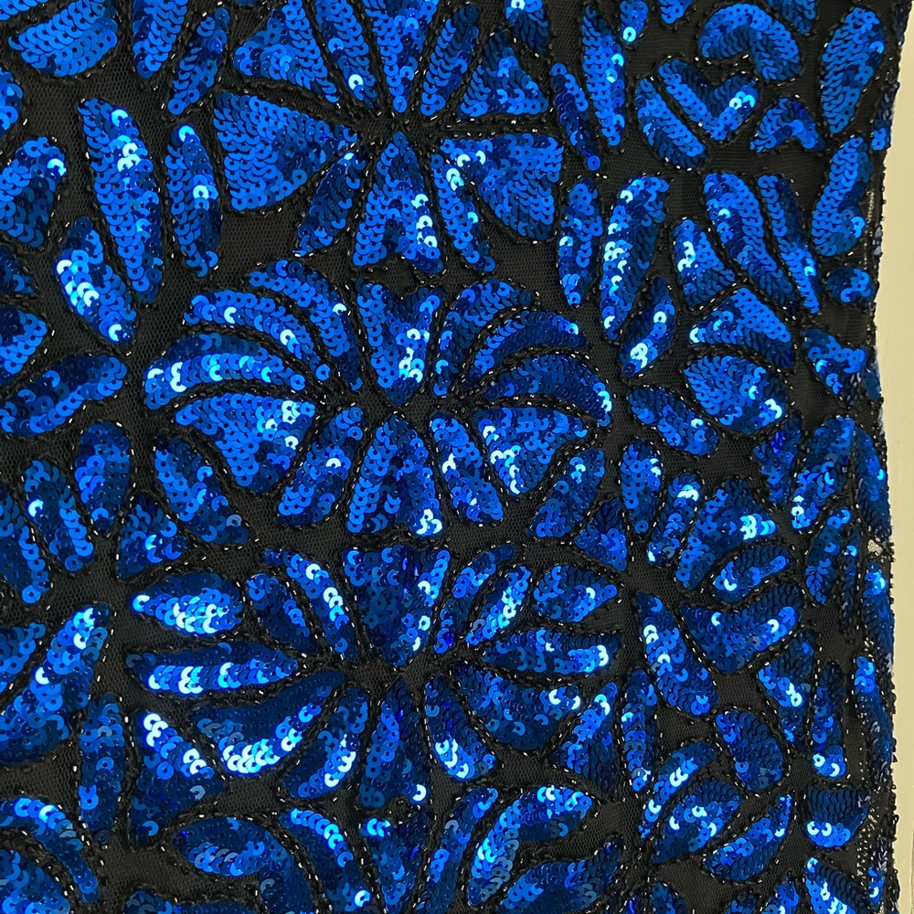 Blu sequined gown - Picture 2 of 4